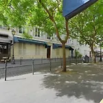 Familial 2 Bedroom Flat In The Center Of Paris