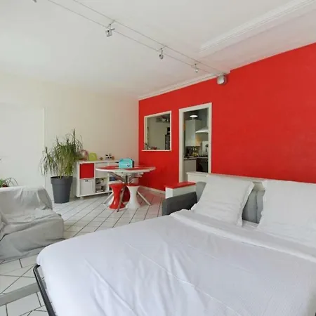 Familial 2 Bedroom Flat In The Center Of Appartamento Parigi